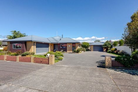 Photo of property in 19 King Street, Dannevirke, 4930