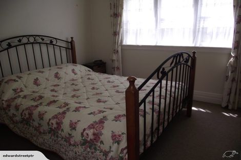 Photo of property in 37 Glenbervie Terrace, Thorndon, Wellington, 6011