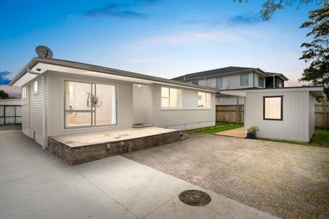 Photo of property in 79 Universal Drive, Henderson, Auckland, 0610
