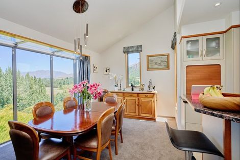 Photo of property in 37 Cotter Avenue, Arrowtown, 9302