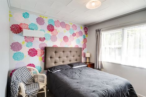 Photo of property in 86 Clarence Cox Crescent, Pirimai, Napier, 4112