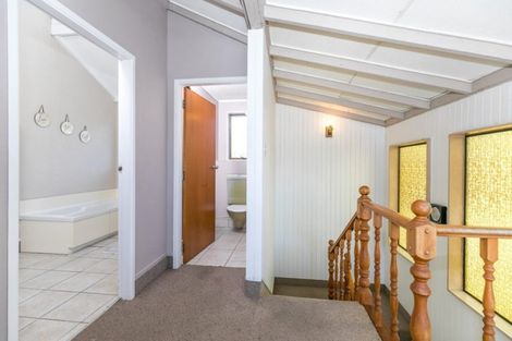 Photo of property in 8 Opoia Road, Hamilton East, Hamilton, 3216