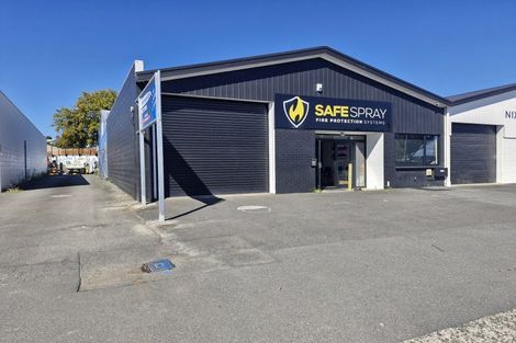 Photo of property in 1/73 Lake Road, Northcote, Auckland, 0627