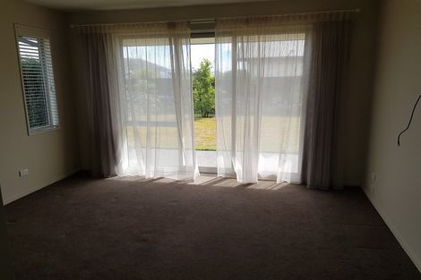 Photo of property in 52 Huntingdon Drive, Rangiora, 7400