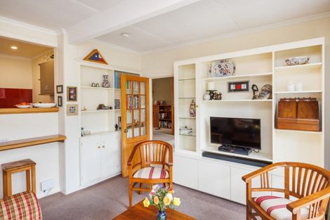 Photo of property in 5 Hardie Street, Hokowhitu, Palmerston North, 4410