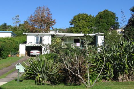 Photo of property in 22 Otanerua Road, Hatfields Beach, Orewa, 0931