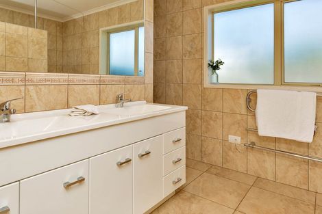 Photo of property in 350 Owhiwa Road, Parua Bay, Onerahi, 0192