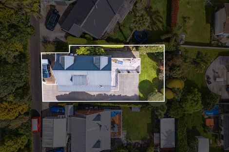 Photo of property in 36 Whangaparaoa Road, Red Beach, 0932