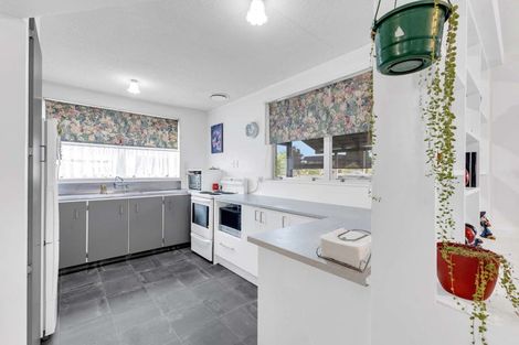 Photo of property in 84 Broadway, Stratford, 4332