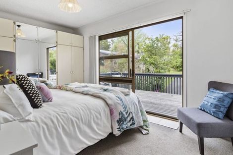 Photo of property in 966 Beach Road, Torbay, Auckland, 0630