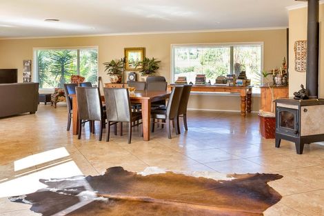 Photo of property in 350 Owhiwa Road, Parua Bay, Onerahi, 0192