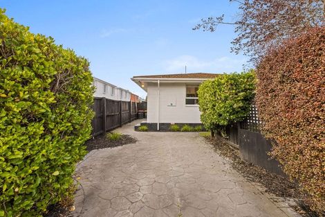 Photo of property in 1/82 Holly Road, St Albans, Christchurch, 8014