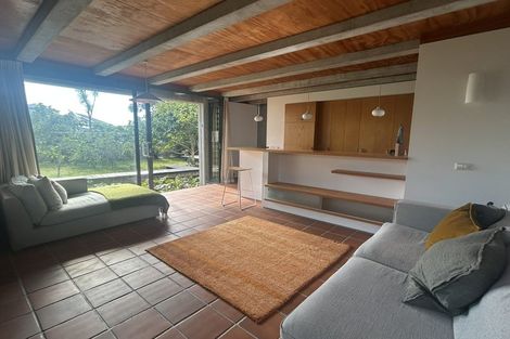 Photo of property in 13 Old Lake Road, Narrow Neck, Auckland, 0624