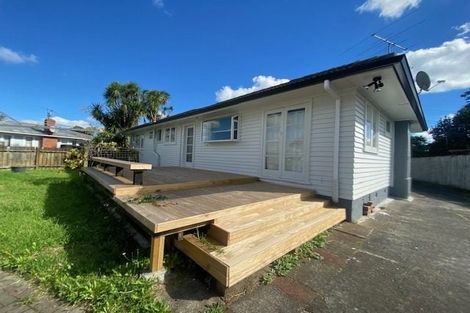 Photo of property in 26 Sutton Crescent, Papakura, 2110