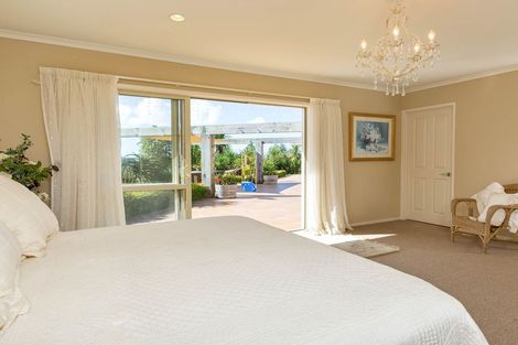 Photo of property in 350 Owhiwa Road, Parua Bay, Onerahi, 0192