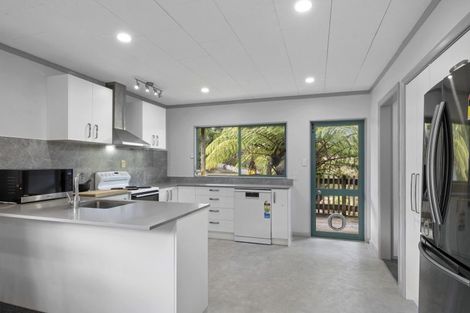 Photo of property in 39 Carlton Terrace, Westown, New Plymouth, 4310