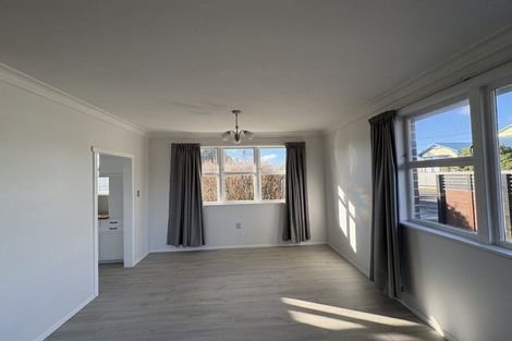 Photo of property in 587 Queen Street East, Levin, 5510
