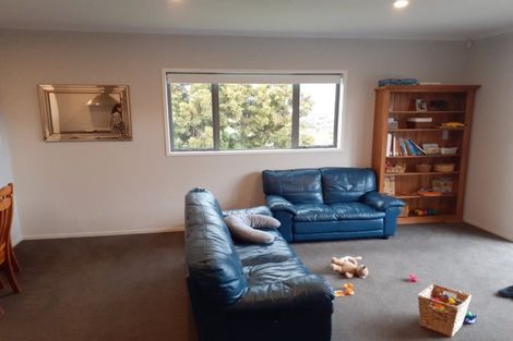 Photo of property in 10 Tokerau Crescent, Pukekohe, 2120