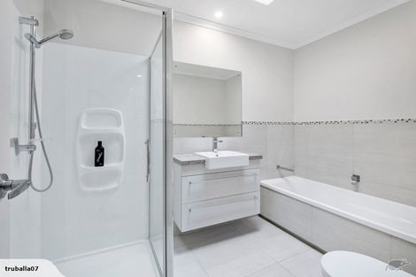 Photo of property in 53 Costa Viva Crescent, Karaka, Papakura, 2113