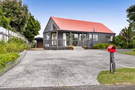 Photo of property in 9 Pohutukawa Drive, Opunake, 4616