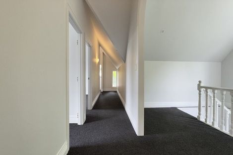 Photo of property in 14 Amreins Road, Waitakere, Henderson, 0782