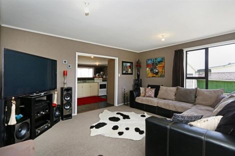 Photo of property in 16 Dieffenbach Street, Opunake, 4616