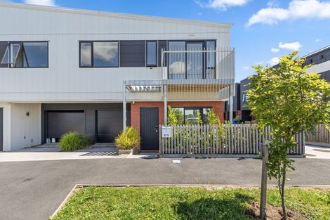 Photo of property in 2/7 Dyer Street, Whitiora, Hamilton, 3200
