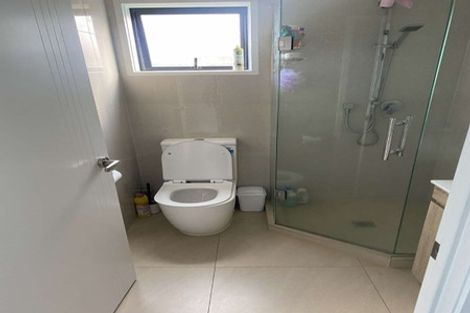 Photo of property in 8e Grenada Avenue, Forrest Hill, Auckland, 0620