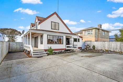 Photo of property in 804 Whangaparaoa Road, Manly, Whangaparaoa, 0930