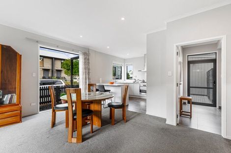 Photo of property in 15 Pukewhero Rise, Westgate, Auckland, 0614