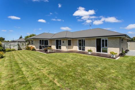 Photo of property in 1 Sequoia Way, Rangiora, 7400