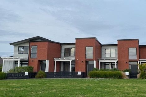 Photo of property in 12 Fermi Lane, Papakura, 2110