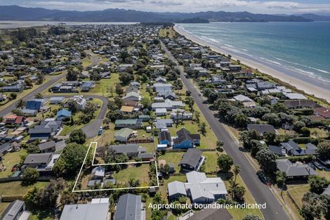 Photo of property in 121 Winslow Place, Matarangi, Whitianga, 3592
