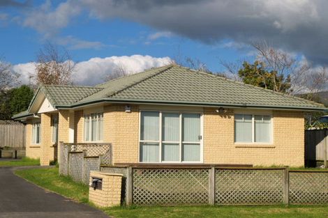 Photo of property in 110 Bob Charles Drive, Golflands, Auckland, 2013
