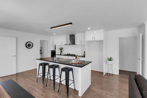 Photo of property in 15 Chalgrove Road, Huntington, Hamilton, 3210