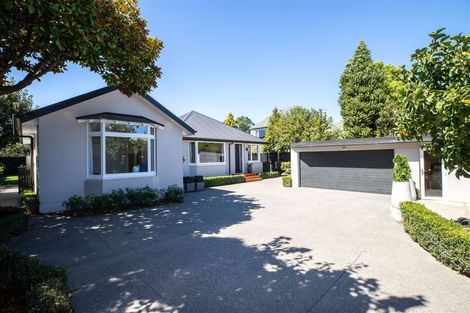 Photo of property in 112 Hamilton Avenue, Ilam, Christchurch, 8041