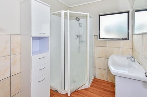 Photo of property in 1/3 Volta Place, Clendon Park, Auckland, 2103