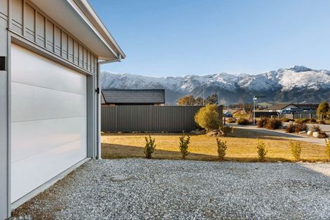 Photo of property in 27 Timsfield Drive, Lake Hawea, 9382