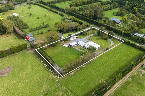 Photo of property in 28 Horotane Valley Road, Heathcote Valley, Christchurch, 8022
