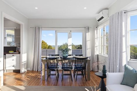 Photo of property in 51 Burrow Road, Pukekohe, 2120