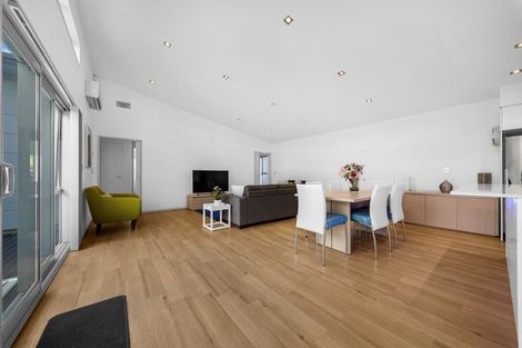 Photo of property in 8 Canmore Street, Pokeno, 2402