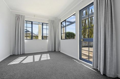 Photo of property in 17 Tokay Place, Huapai, Kumeu, 0810