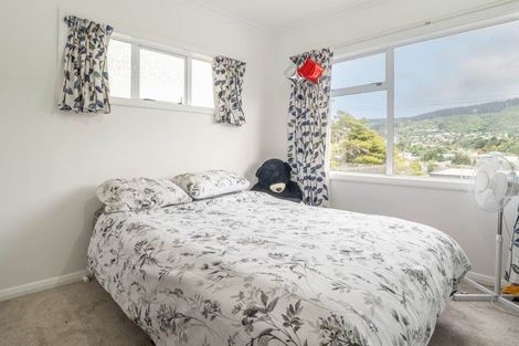 Photo of property in 26 Duncan Street, Tawa, Wellington, 5028