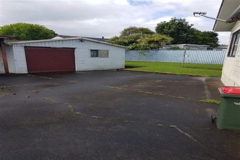 Photo of property in 11 Taitimu Drive, Weymouth, Auckland, 2103