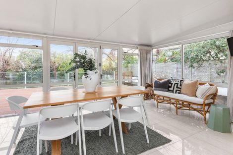 Photo of property in 19 Campbell Street, Havelock North, 4130