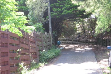 Photo of property in 998 East Coast Road, Northcross, Auckland, 0630