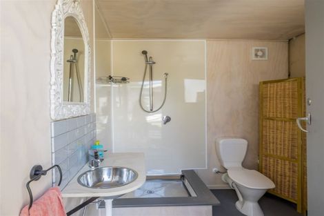 Photo of property in 37 Sarah Street, Waikawa Beach, Manakau, 5573