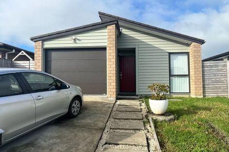 Photo of property in 14 Farmland Road, Papakura, 2110