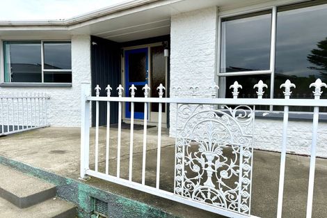Photo of property in 38 Paisley Street, Kew, Invercargill, 9812