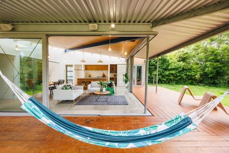 Photo of property in 849b Makerua Road, Tokomaru, Palmerston North, 4474